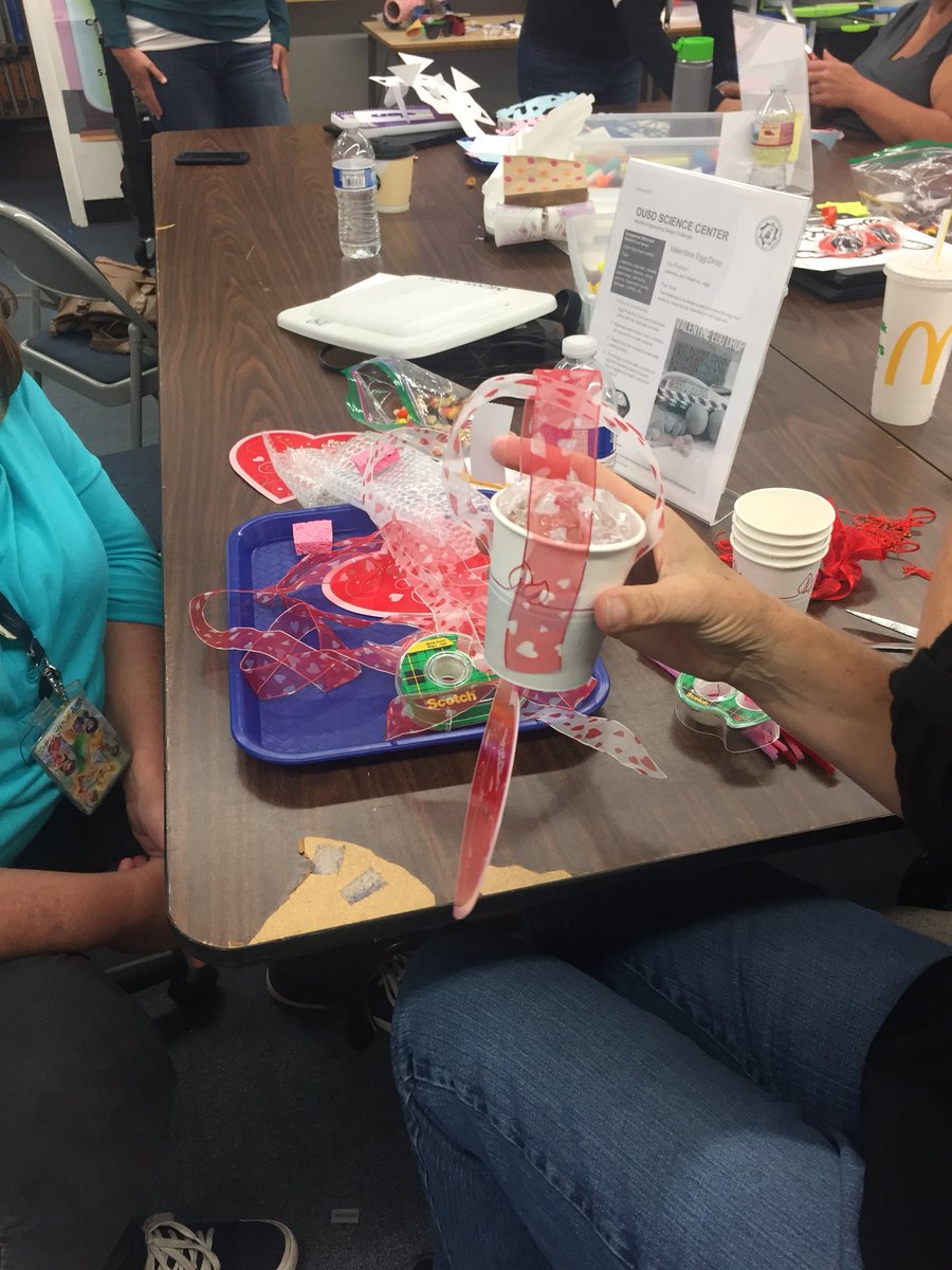 JroneyJulie's tweet photo. @OrangeUnifiedCA #MonthlySTEMChallenges with CARES Leads @BeidlerJaime https://t.co/xLejYFCGRG