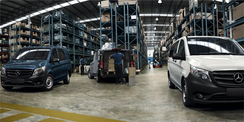 BenzKamloops's tweet photo. Day in and day out, the #Metris never stops working for you. With up to 199.2 cubic feet of cargo space, load up on all your power tools. https://t.co/igKZzvL3o0