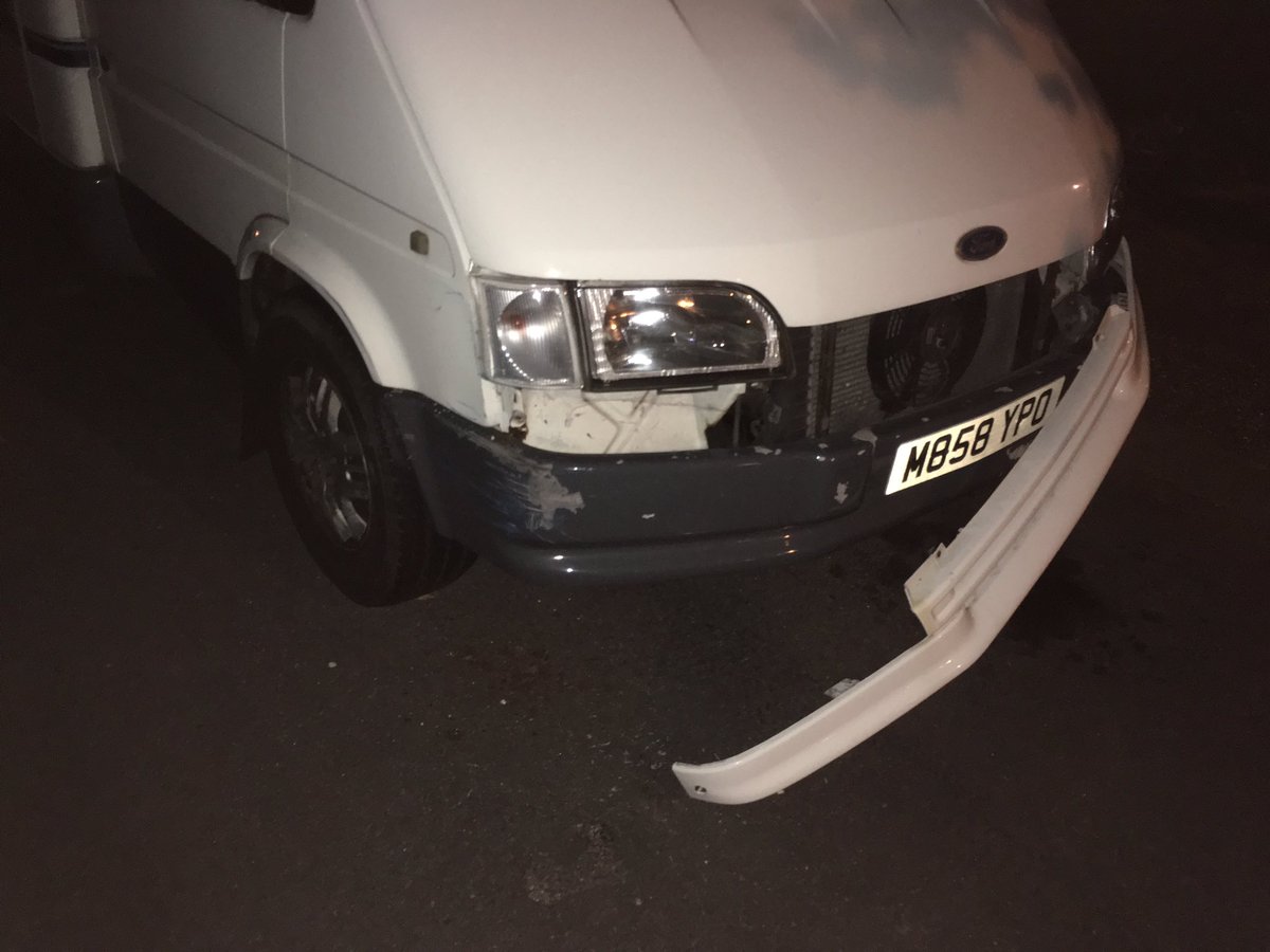 NatalieBrees's tweet photo. @StagecoachSouth THE 700 IN LITTLEHAMPTON SMASHED INTO MY MOTORHOME THIS EVENING AT 8.08pm at 10 Clun Rd, Littlehampton. Extensive damage. https://t.co/30uTlm5Ec4