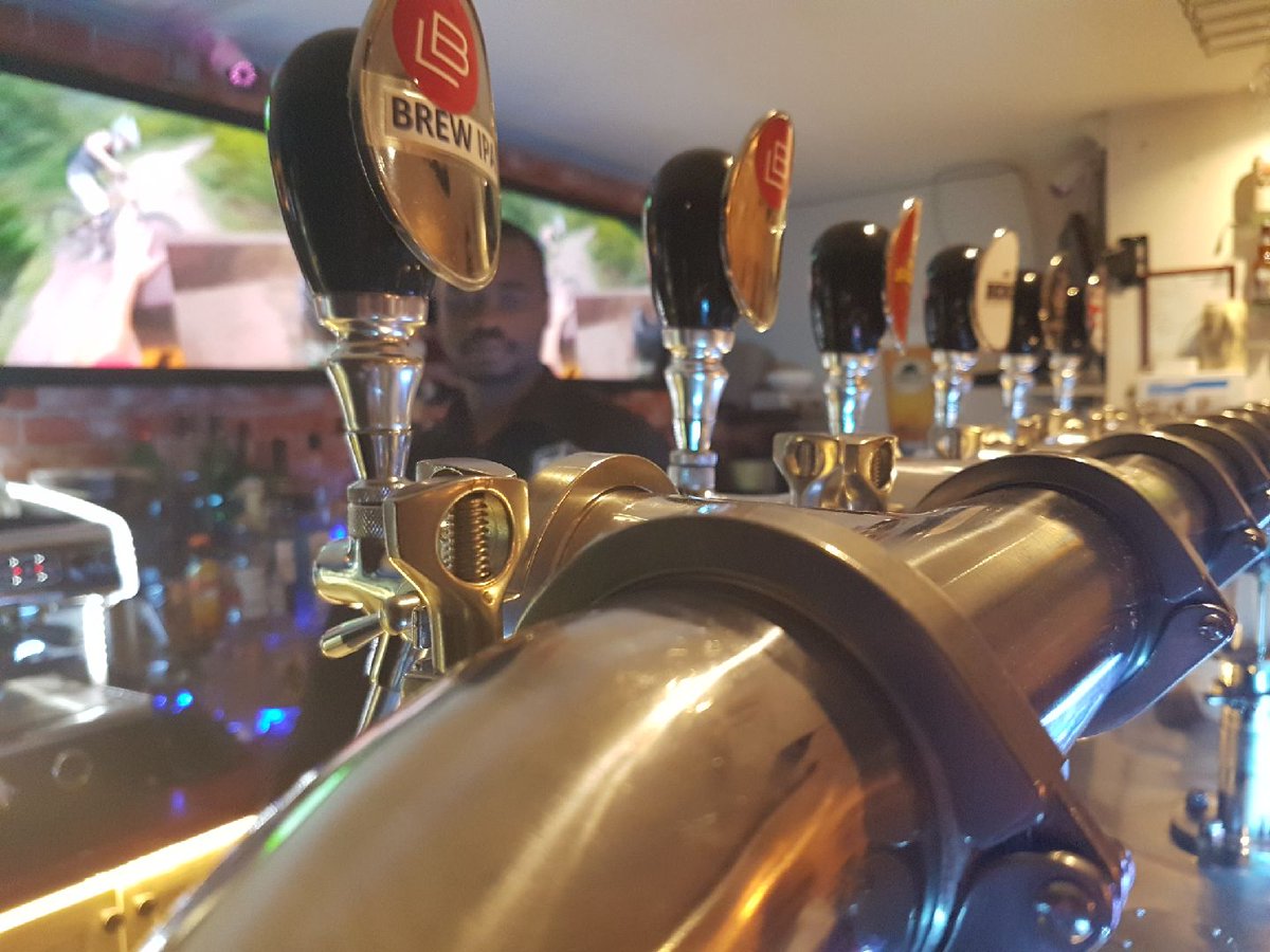 TheBrewCafeBar's tweet photo. Oktobeer at The Brew $4.99 pints and $12.99 pitchers. 
#hamout #hamilton #beerlover #craft #craftbeer #local #bar #localbeer #Brewers https://t.co/fDjyiPi2eP