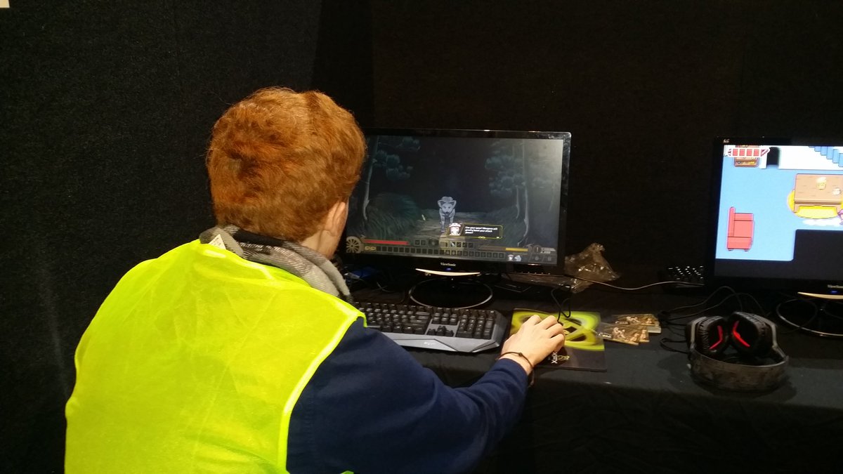 @TenThousandCoin is at #auckgeddon, come to booths 45 and 132 to play, along with other great local indie titles <a href="/nzgda/">NZGDA</a> <a href="/ARVRGarage/">AR/VR Garage</a>