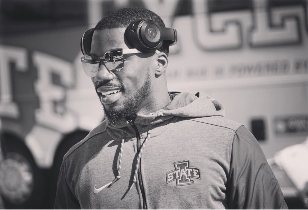 WillieHarveyJr's tweet photo. Business Trip ‼️
#Milestone7 https://t.co/OzrNDKDGeS