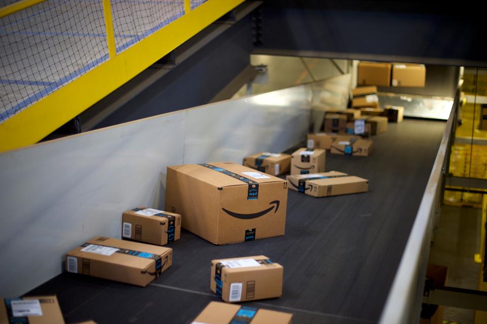 JKatzaman's tweet photo. 7 Steps To Take Before Letting Your Child Have An #AmazonTeen Account https://t.co/7bKpXggs47 #FinancialAdviceFriday via @SunGroupWP https://t.co/Lqf0STyDtZ
