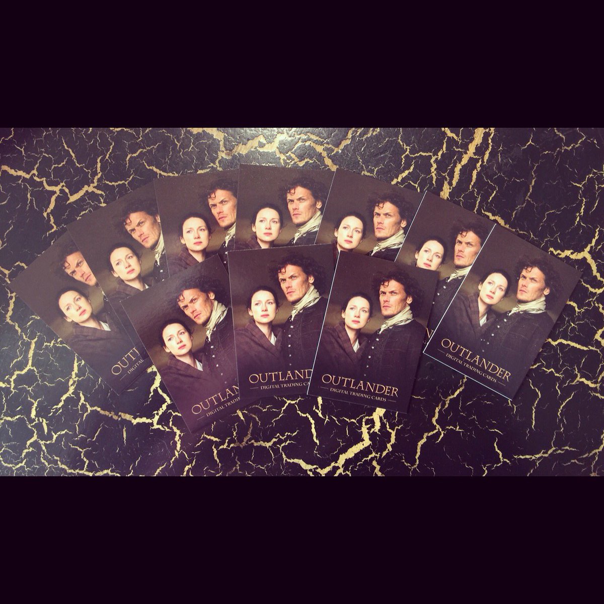 SoCalEdition's tweet photo. TY @Cryptozoic for the trading cards. Perfect in our swag for our Anniversary Gathering tomorrow. #LuckyOutlanders #OutlanderSoCalTurns4 https://t.co/B25XIUYoiR