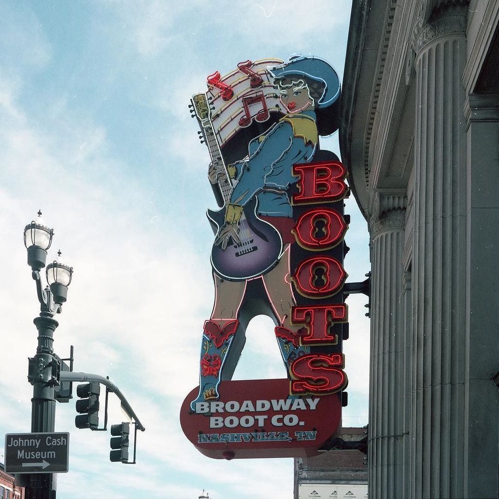 broadway boot company