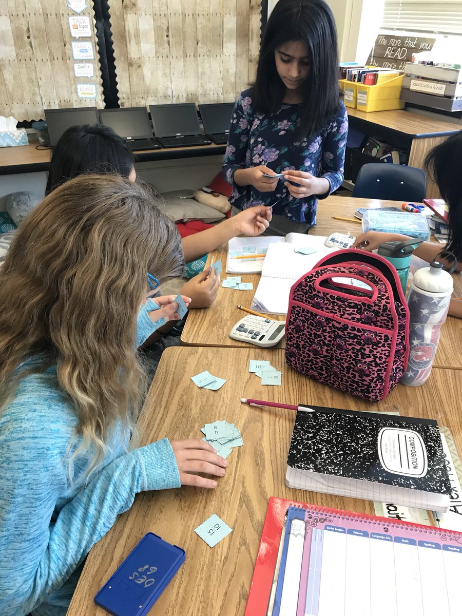 morgantberry's tweet photo. So much collaboration going on in math workshop today! #5thisfun https://t.co/AEb4nV9CE7
