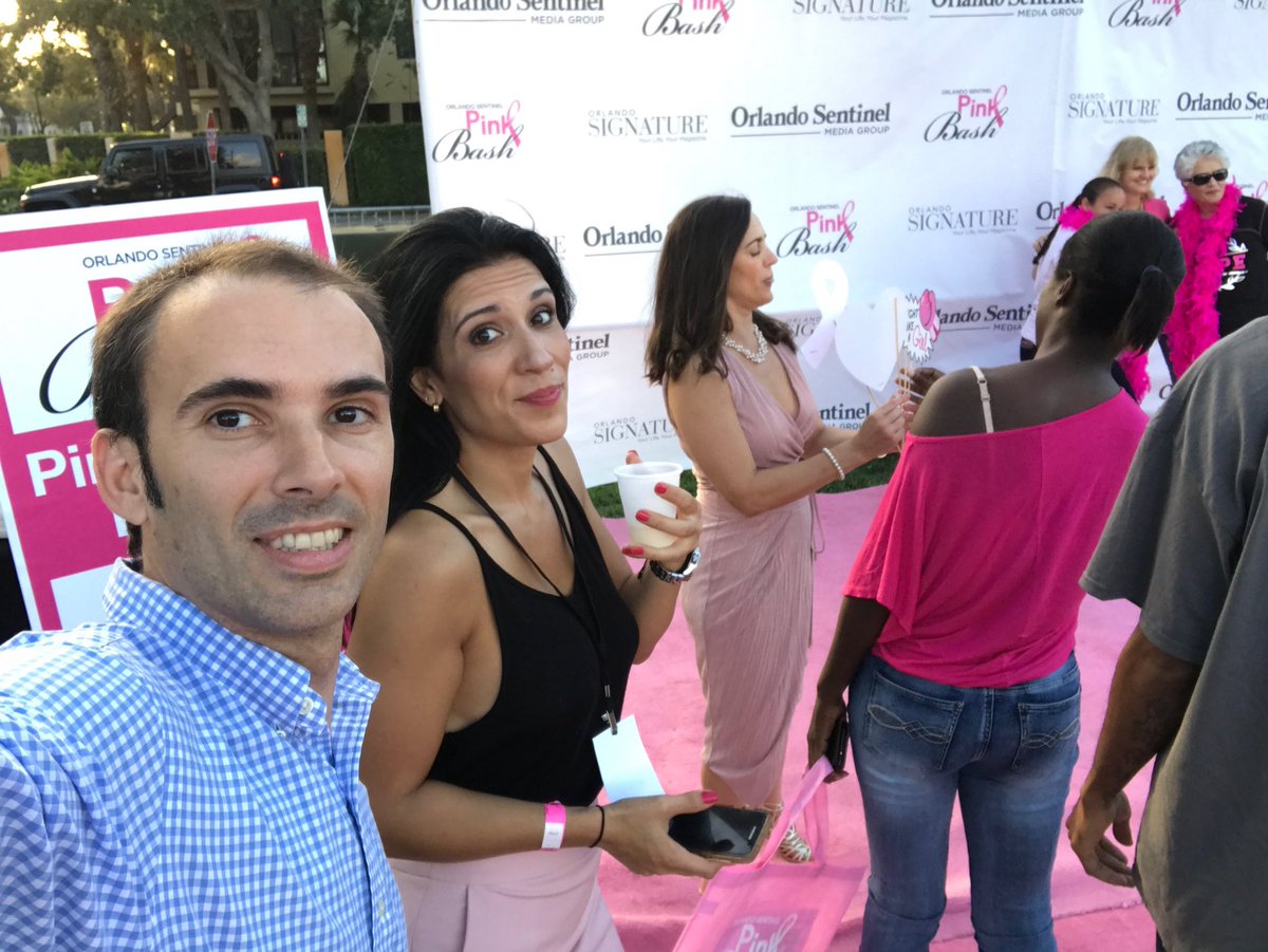 carlosvotero's tweet photo. En #WinterPark #PinkBash https://t.co/PrClS7qzcb
