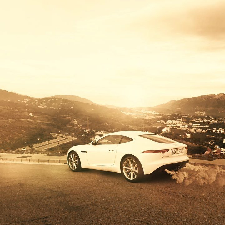 UKLondon's tweet photo. Sunset Strip 🌕🌖🌗🌘🌑
.
.
.
#jaguar #ftype #spain #autumn #marbella #mountains #sunset #raresupercar #tuning #luxury … https://t.co/aByEc5jJEZ https://t.co/paM7bQiwy2