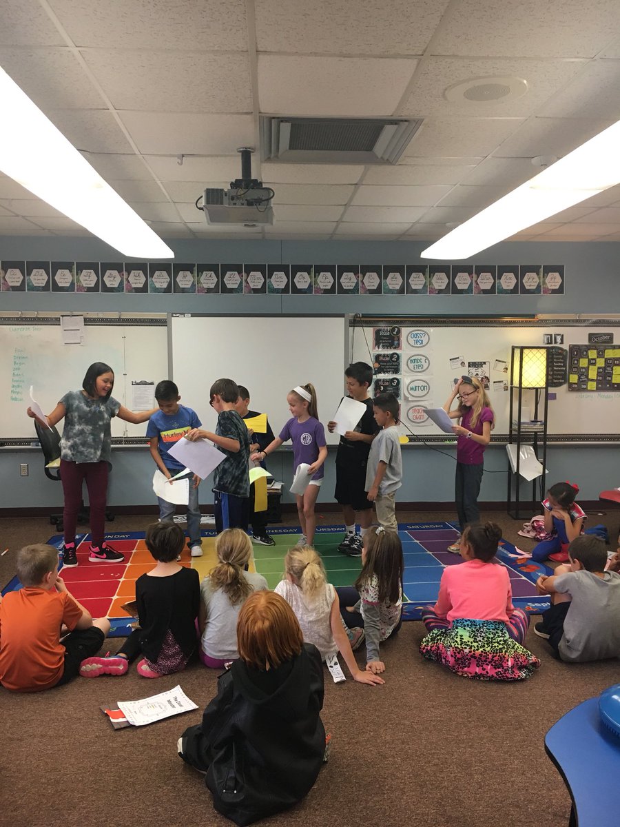 janahall15's tweet photo. Ss adapt to character changes in readers theater#CISDCompetitiveEdge https://t.co/r5jUZJp7XN