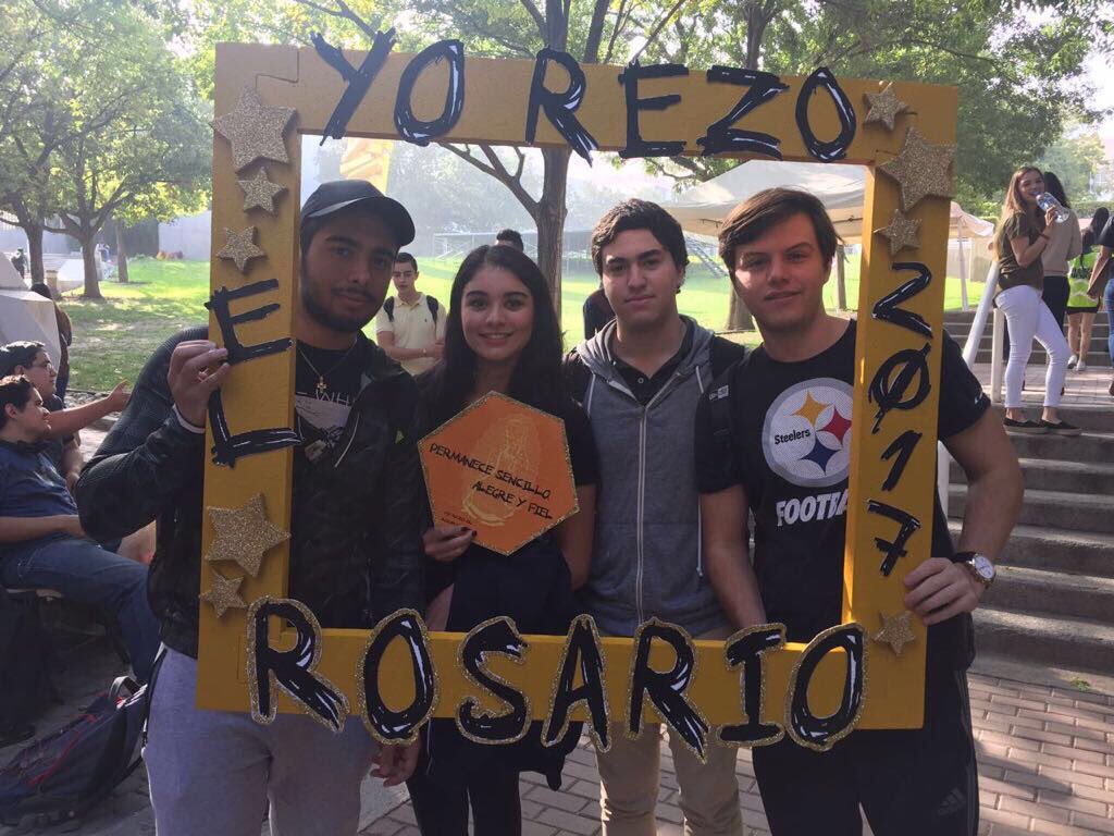 YoRezo0's tweet photo. Gracias a la @udem por recibirnos esta semana y a su rector @antoniojdieck por acompañarnos. Sin duda una excelente universidad 💛Bonito fin! https://t.co/xYBSLfF6of