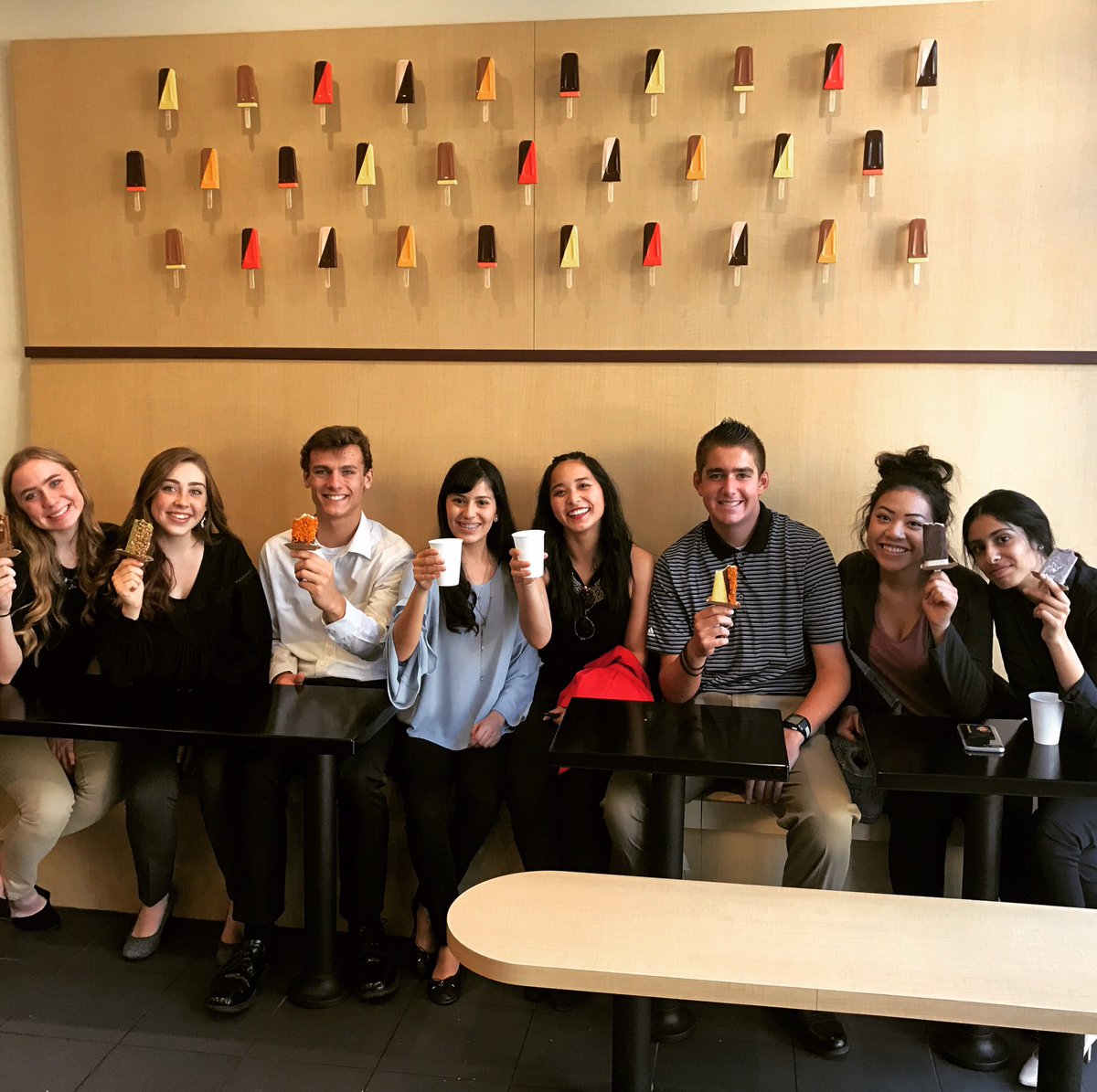 maggieb_17's tweet photo. #CTSOonIce was a blast! Thank you @Arizona_DECA https://t.co/VZd3VWJiAh