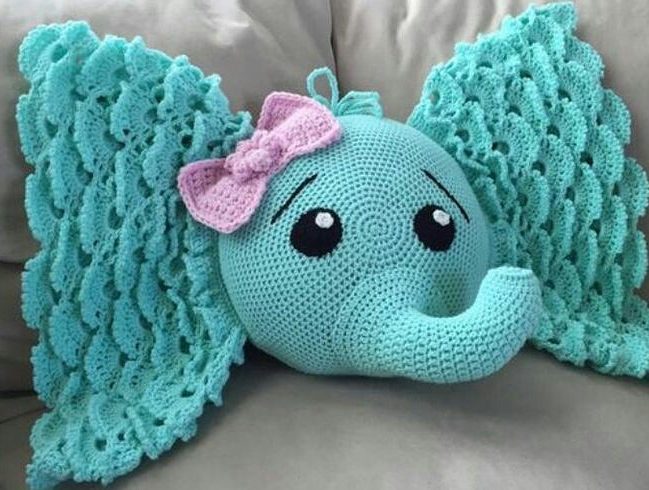 KnittingZones's tweet photo. #crochetflower #crochetaddict #grannysquare #crocheted #örgü #crochê #crochetlove #crochetblanket #crochetersofinstagram #knit #etsy #wool https://t.co/tCdqKtT3vZ