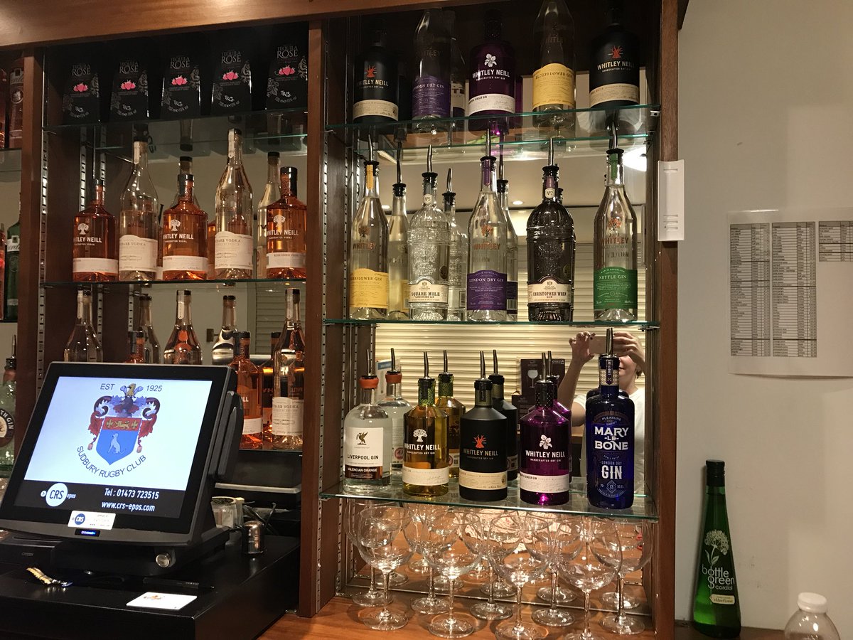 RuthHellier's tweet photo. @WhitleyNeill @SudburyRFC gin bar is ready for its gintober celebrations, come and join us tomorrow and give some of these top gins a try https://t.co/nHEQubYtf3