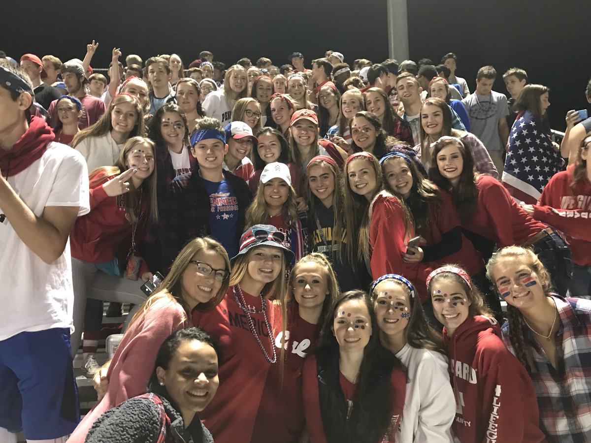 bubbleryearbook's tweet photo. We support our team and country!🇺🇸 https://t.co/KHtXqom8Tk
