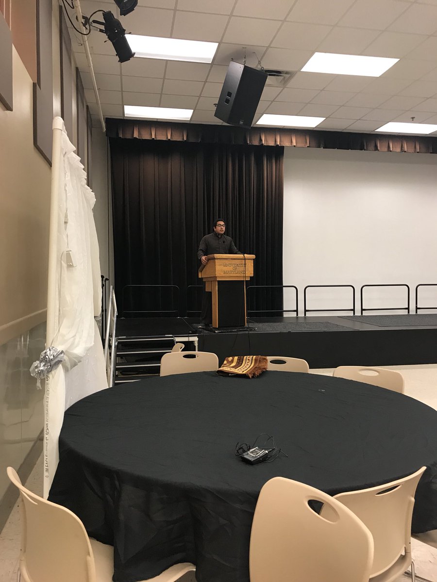 BrookeGiles28's tweet photo. Things are underway at Unity Night #j361jd https://t.co/hm87O3bUGt