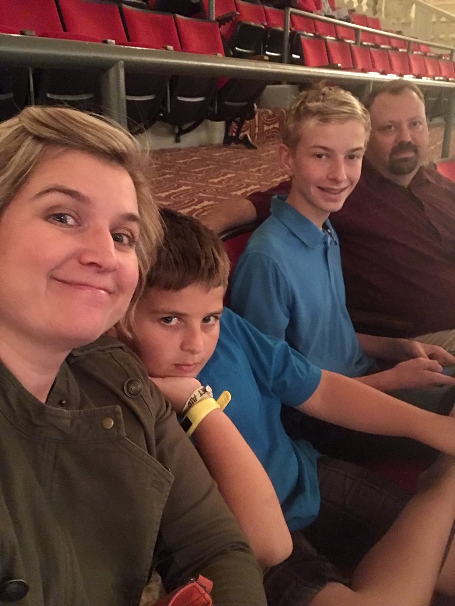 jillellis2013's tweet photo. When did he become famous? #AltonBrownLive https://t.co/IzA1kvWbKJ
