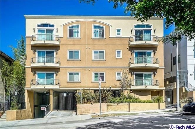 Remax_Optima's tweet photo. If you are looking for the perfect spot in Los Angeles City this little number is just for you https://t.co/dbIqXp5ppu #centralla #lacity https://t.co/mB1kdFcurI