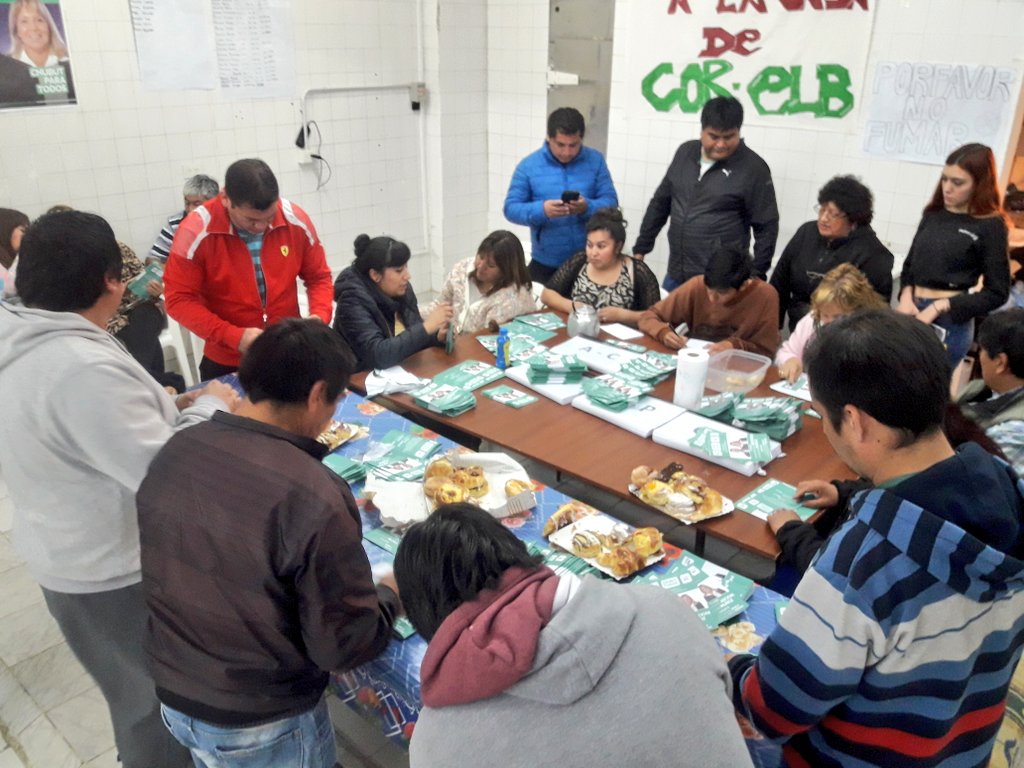 ChubutPrimero1's tweet photo. #AhoraTrelew #Sector5 Coordinando unidades básicas y movilidad para este domingo 22/10 vota la Lista #502 
@TWAMaderna https://t.co/olFXxBt3xz