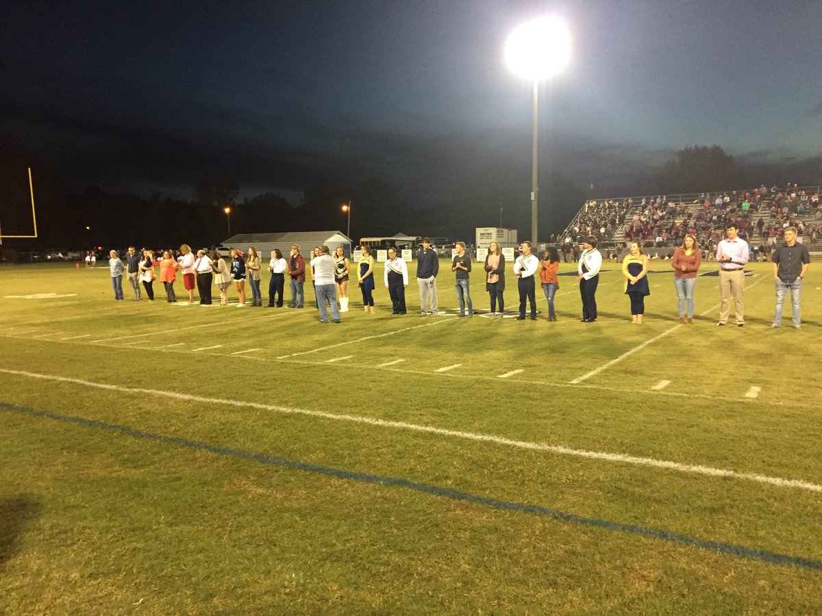 ChrisWalters131's tweet photo. Recognizing our AP qualifying scores  students from @MoodyBlueDevils. @sccboe @AplusCR https://t.co/WsWkPl6P5n