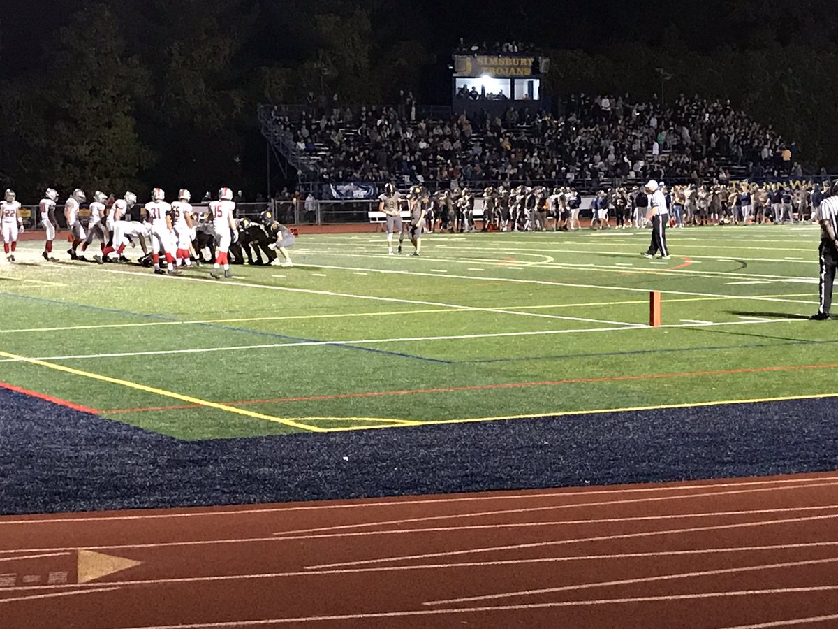 SRMarinanJr's tweet photo. An explosion of points by Simsbury High School! 21 points in 3 minutes! Great environment and game! #SimsburyVsConard #CTtoSC https://t.co/ZxG5X2iKuM