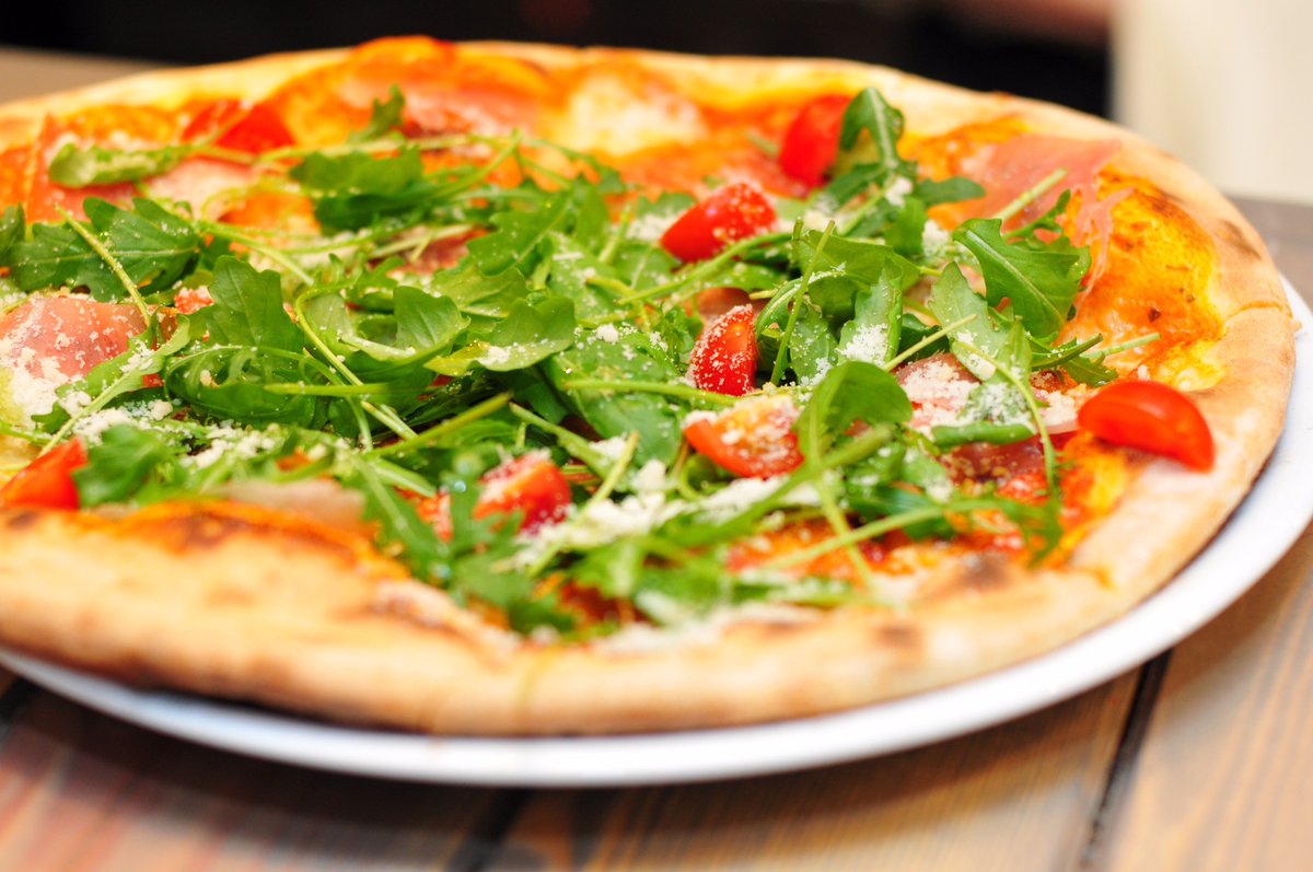 _M_Abo_'s tweet photo. https://t.co/btCz2BzCbF

Bitcoin and pizza day

#Bitcoin #pizzaday #cryptocurrency #digitalmoney #business #crypto #NEWSで妄想 #papajohns #news https://t.co/4qTYGag6eE