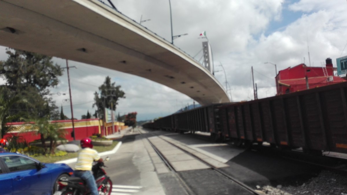 OrizabaIn's tweet photo. El puente terminado https://t.co/Vr9i1AFxyj
