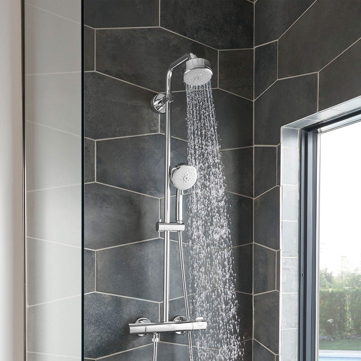 CGW2016's tweet photo. ||Our custom glass showers are made to suit individual needs and installed with expertise🛁|| #CGW #Edmonton 》》
☎ 780.800.6688 https://t.co/Ue0y63vzMR