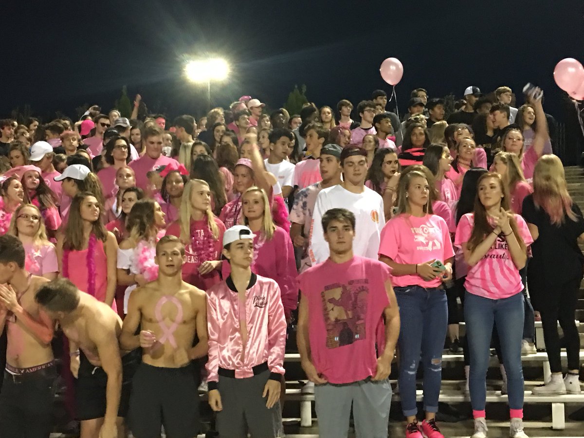PalmerKari's tweet photo. @SequoyahChiefs Pink Out @SequoyahDECA @sequoyahfccla #CHIEFSOVERCOME https://t.co/Y6SIkU2pbJ