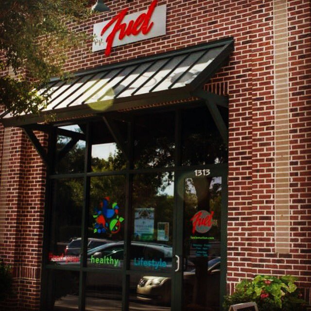 AbundantBroth's tweet photo. Fuel in motion is stocked with bone broth! #fuelinmotion #mtpleasant https://t.co/ajoR48Tv5g