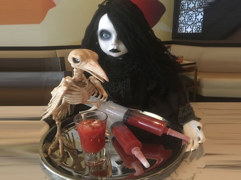 Canela Revives Halloween in the Castro sfwk.ly/2iob9xp