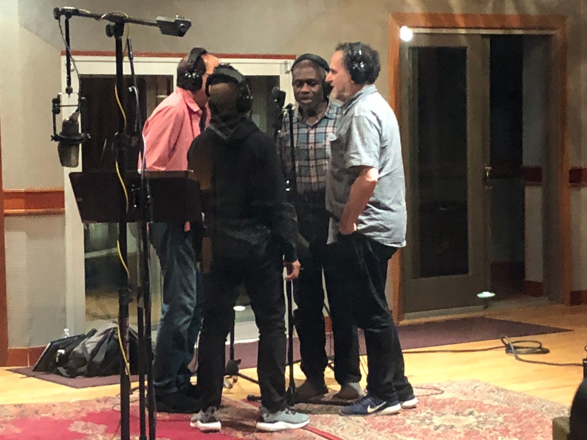 MarcUrselli's tweet photo. At #EastSideSound studio doing background vocals with @DavidKrakauer #DavidMerrill #TaronB #JeromeHarris https://t.co/nlImjtFF3W