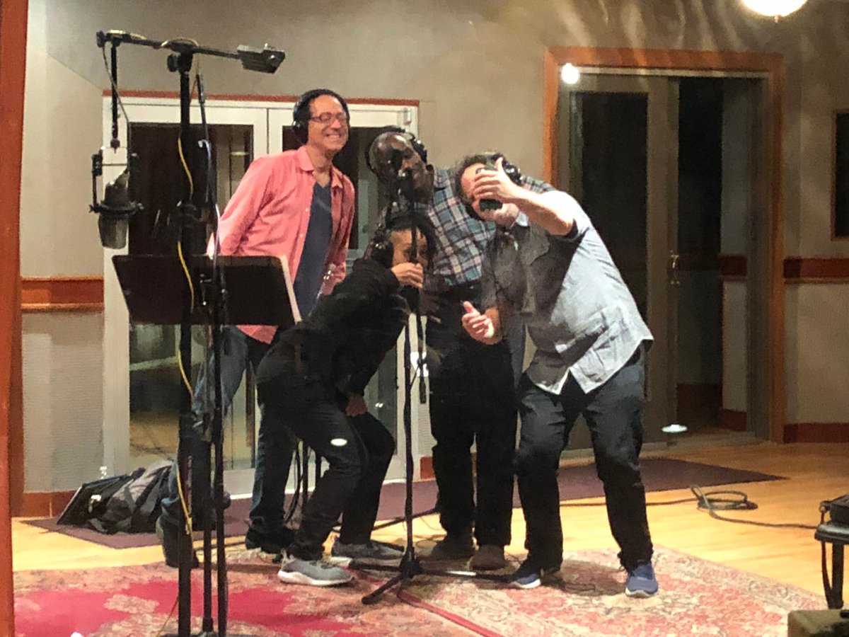 MarcUrselli's tweet photo. At #EastSideSound studio doing background vocals with @DavidKrakauer #DavidMerrill #TaronB #JeromeHarris https://t.co/nlImjtFF3W