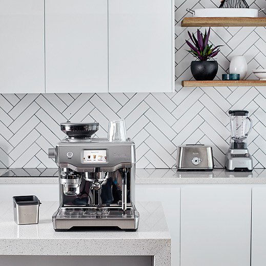 coffee_thinkers's tweet photo. When friends and family are visiting, serve them an espresso like a barista with your Oracle Touch! #oracletouch #brevillecoffee https://t.co/nIXVMYw1Hg