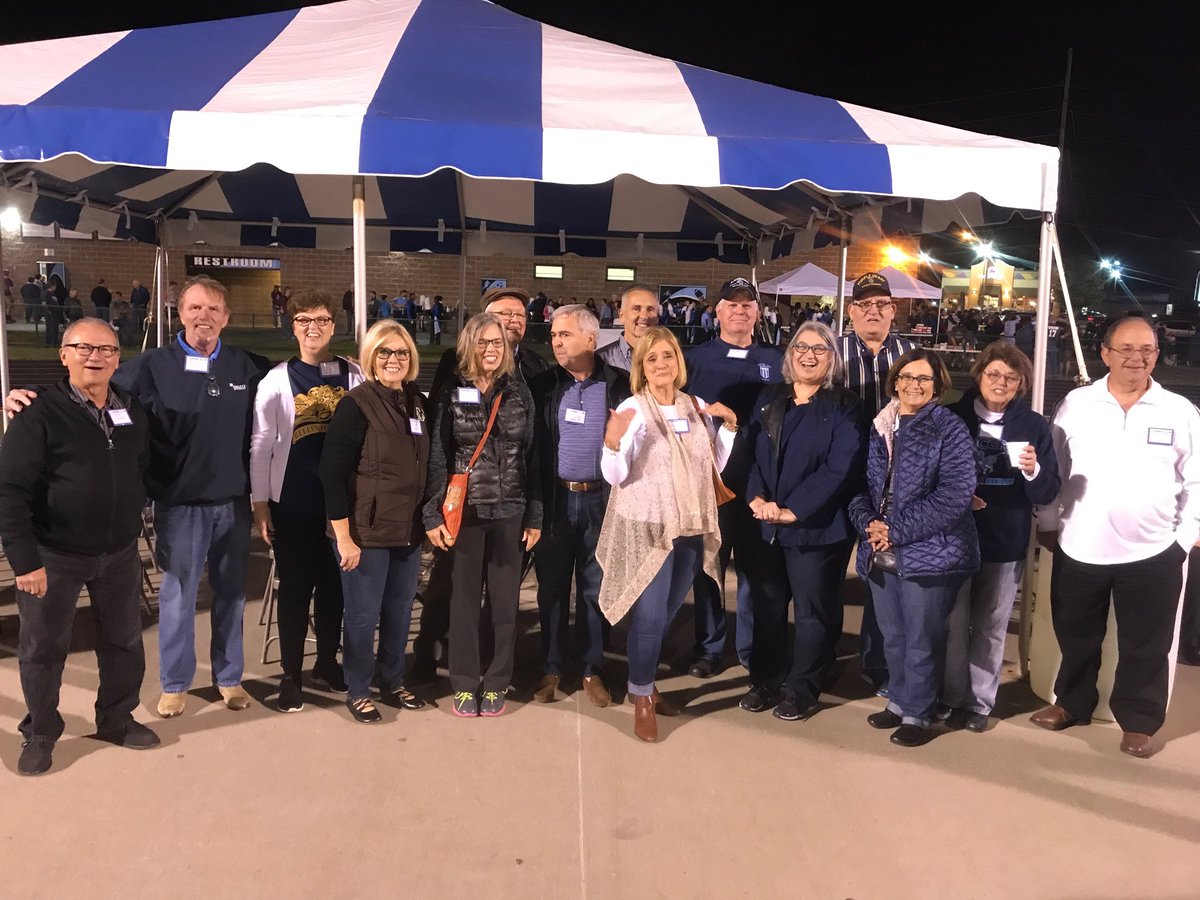 BTHSEastLancers's tweet photo. Welcome back Belleville East Class of 1968 celebrating their 50th Reunion! #1stGraduatingClass https://t.co/UyR2mNsijj