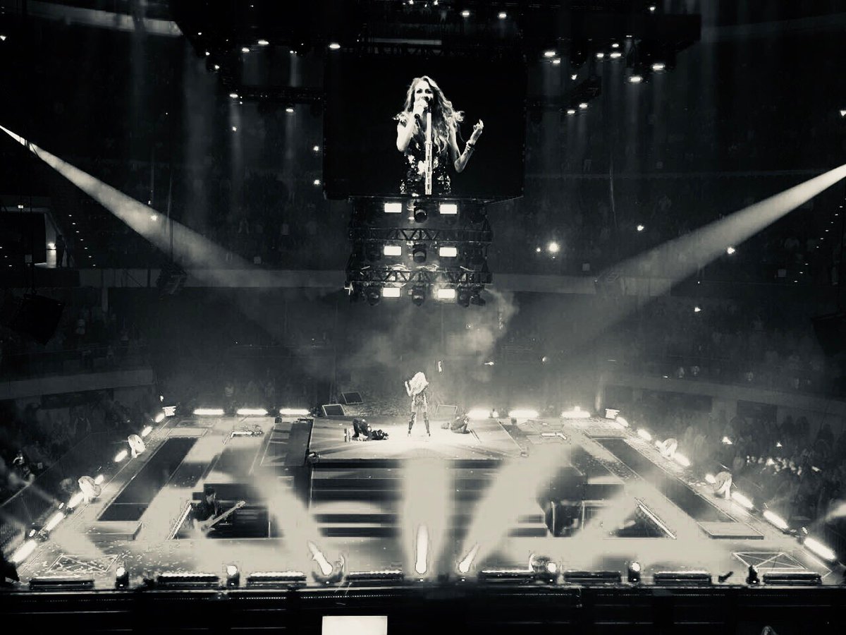 HaAshMty1's tweet photo. IMPRESIONANTE!
Sin palabras dejo la reina del pop latino @paurubio a todo Mérida con su participación en los @90sPopTour #PauRubio90sPopTour https://t.co/tUby6Gx6rN