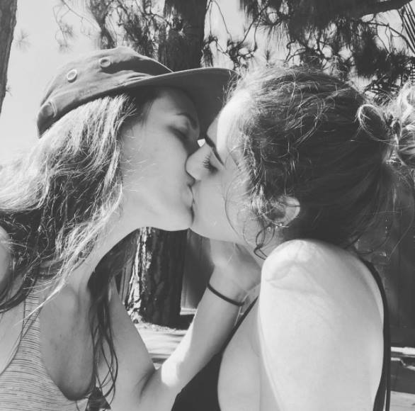 Outdoor lesbians porn