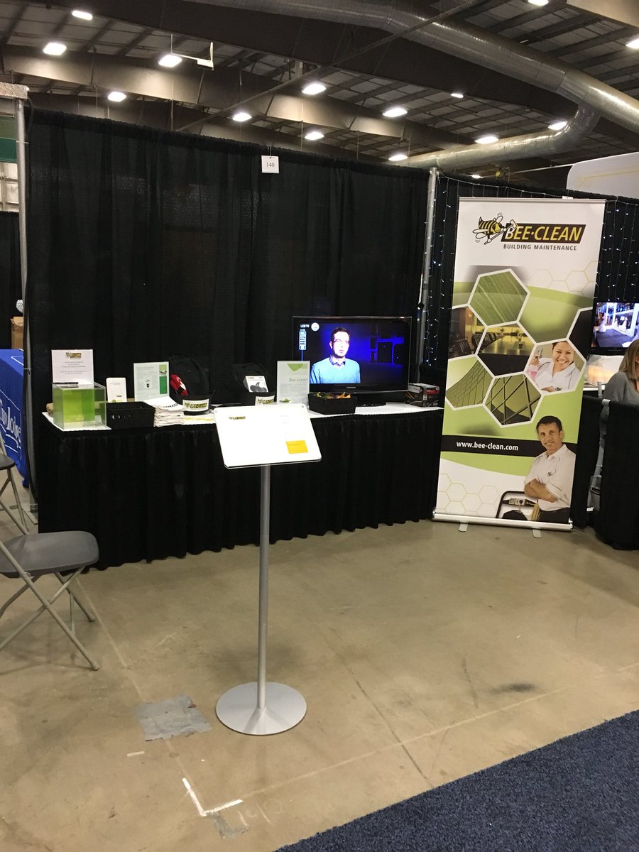 Franky_Ariel's tweet photo. Great first day! Enjoying the Great West Home and Leisure Show! @mhdchamber #beeclean #tradeshowsrock!! https://t.co/kwm06SFYj9