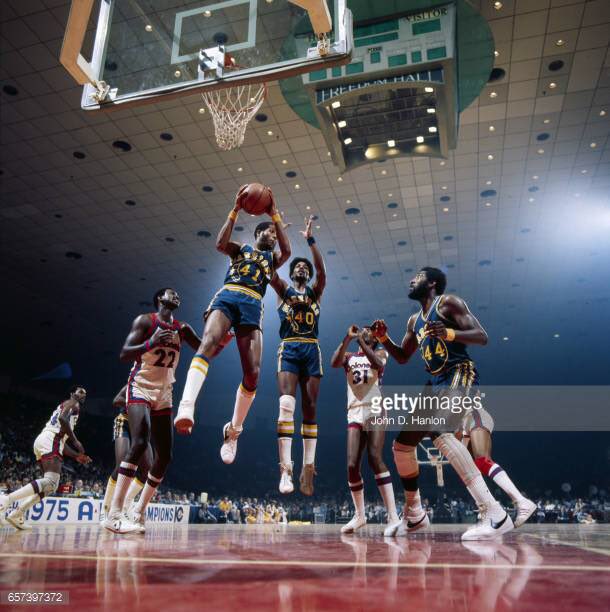 nba2lou's tweet photo. Watching the @ESPNNBA GS v NO game? Notice the @warriors jerseys

Look familiar? https://t.co/3EBeyOdO1I