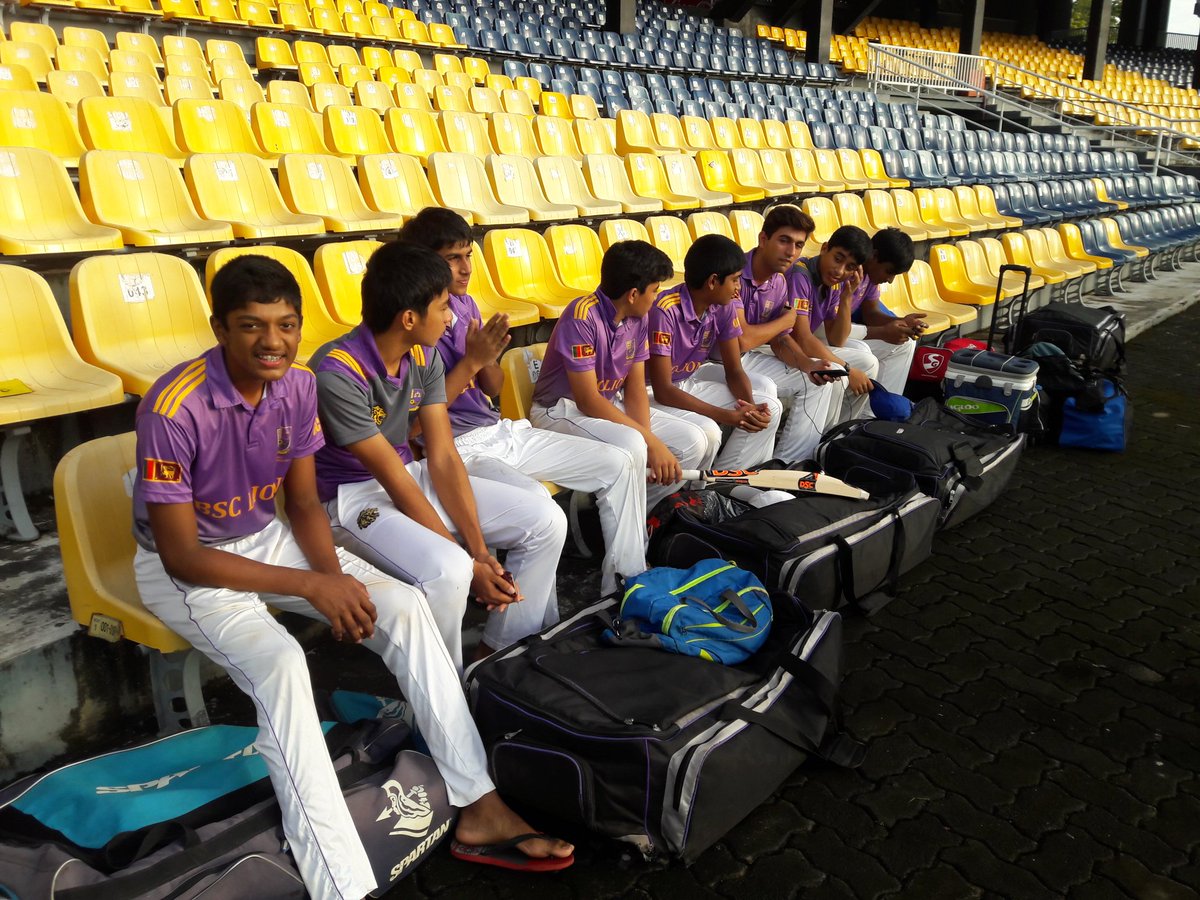 aruna4cricket's tweet photo. #Antonion Six's# We are ready @ Premadasa https://t.co/IkIpgstcvB