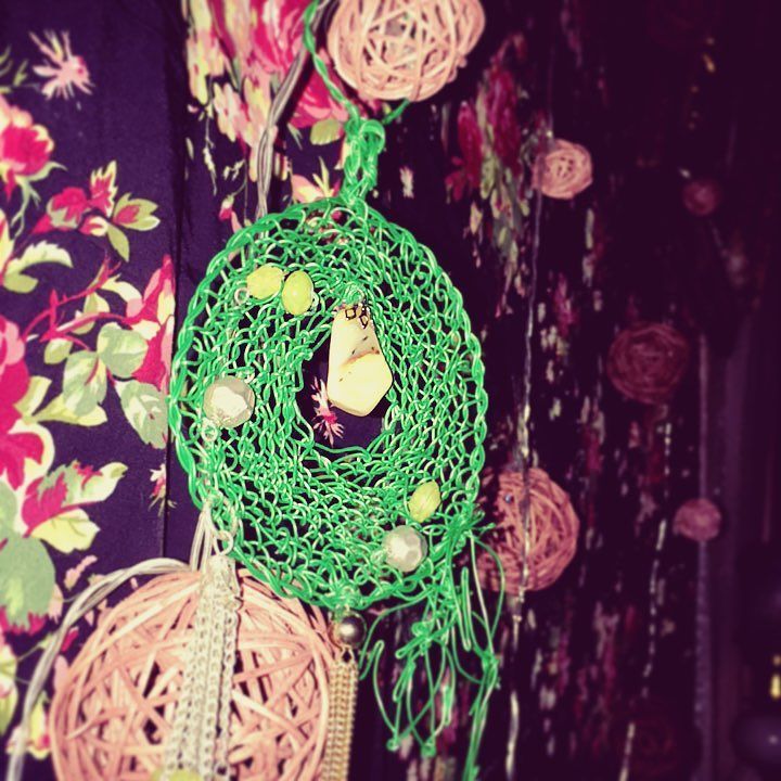 robieliart's tweet photo. Wire art dream catcher. •
•
•
#wireart #dreamcather #beads #mixedmedia #artzworld #theartsjoy #artshub #artistic_dome #iartpost #foryour_ar… https://t.co/LEkAJ60k3h