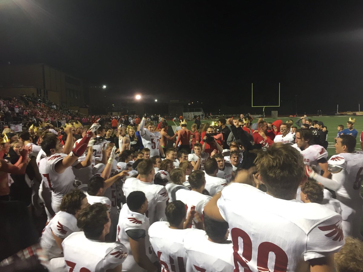 Milford_Eagles's tweet photo. FB: Milford 41. Anderson 40. Final! EAGLES WIN!! Words cannot describe. Share of ECC title. Playoff bound. History. Unbelievable  #WingUp https://t.co/NZqfB1lCMP