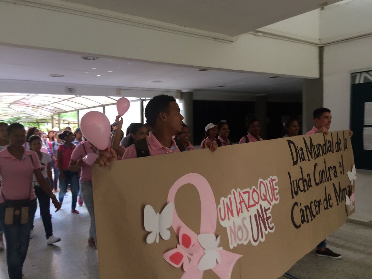 YuliGutierrezaC's tweet photo. Hoy y todos los días luchemos contra el cáncer de mama. #CCySModoRosa @cysbolivar @robertllinas @AdrianaFerrariM @Silvanhitavogel https://t.co/5sUFYuiYzl