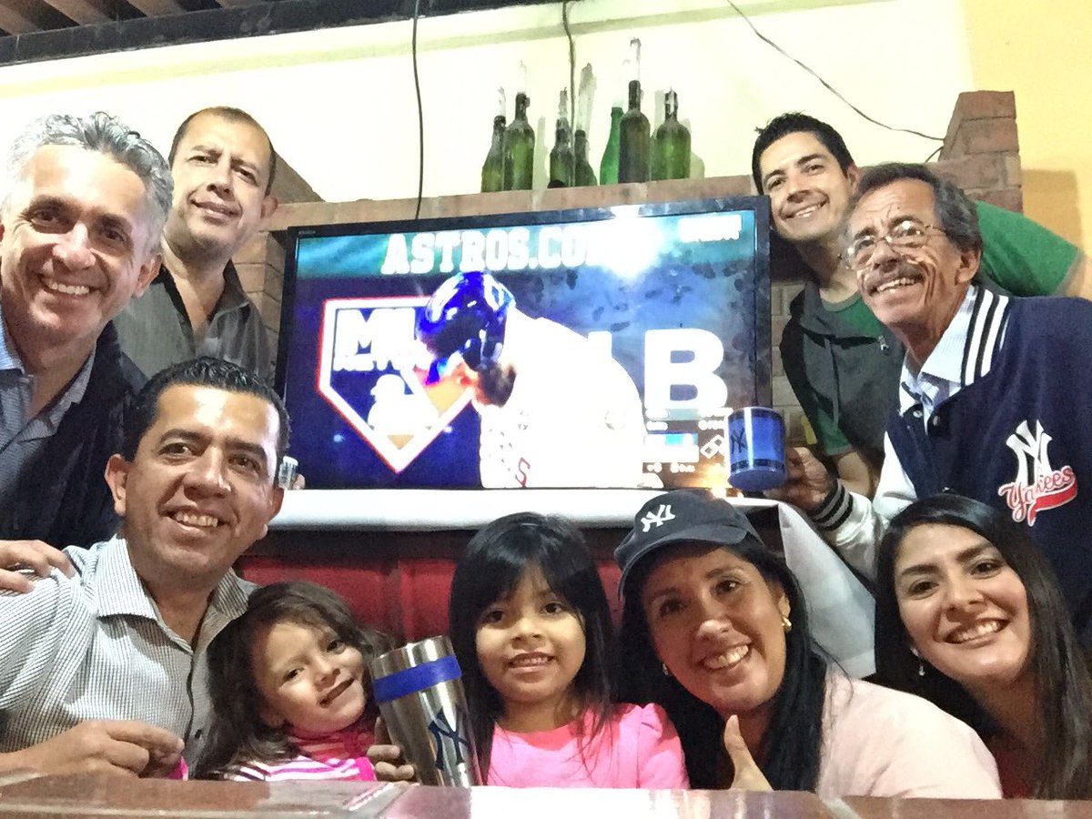 rmolina360's tweet photo. #MLBxfox saludos desde Guatemala Go Yankees!!! https://t.co/NV9D5NeiNJ