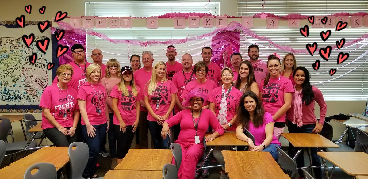 Dr_Obet's tweet photo. 900 building Pink Out! #cen10 #PinkOut @Cen10Huskies @Cen10Tv https://t.co/nna8ePoYru