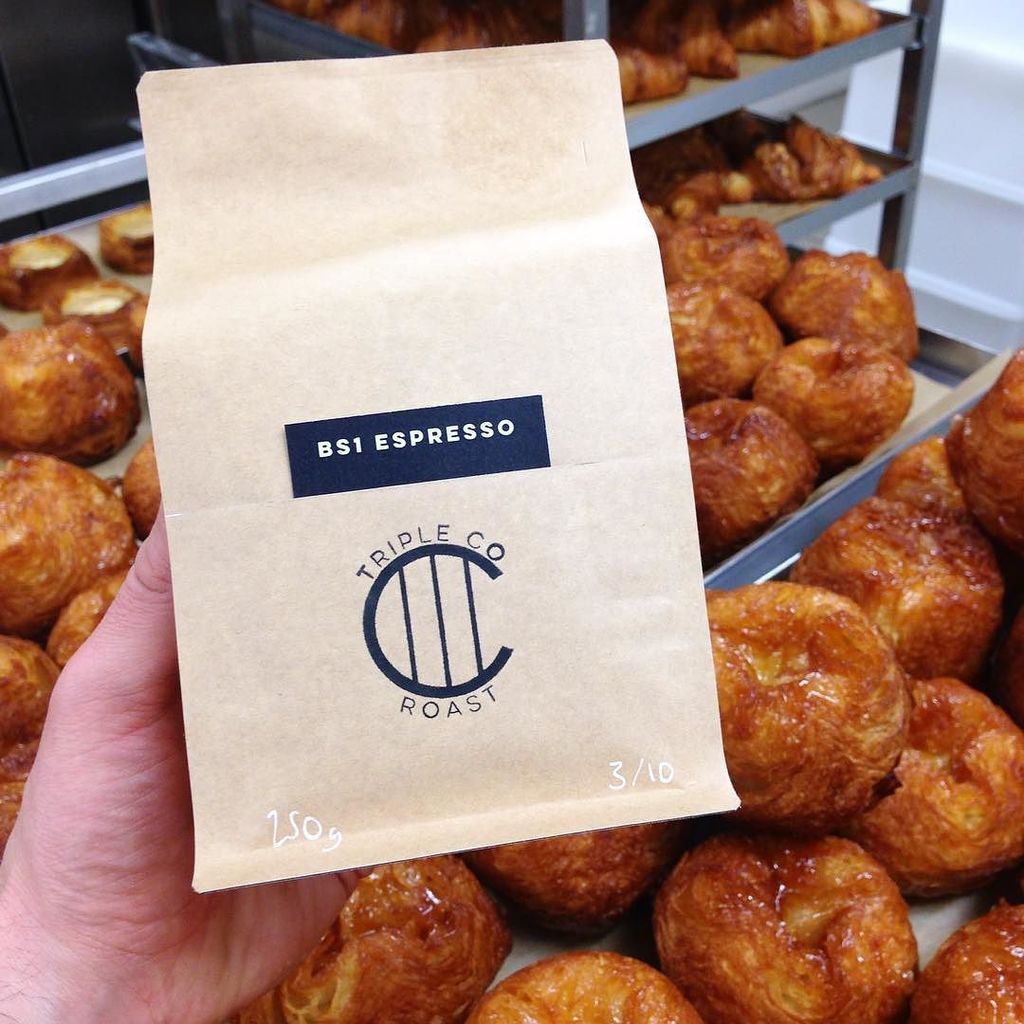 Very happy with my early morning breakfast choices <a href="/triplecoroast/">Triple Co Roast</a>. Thanks for the tip @25a_oldmarket #coffee #koui… ift.tt/2ioNYTE