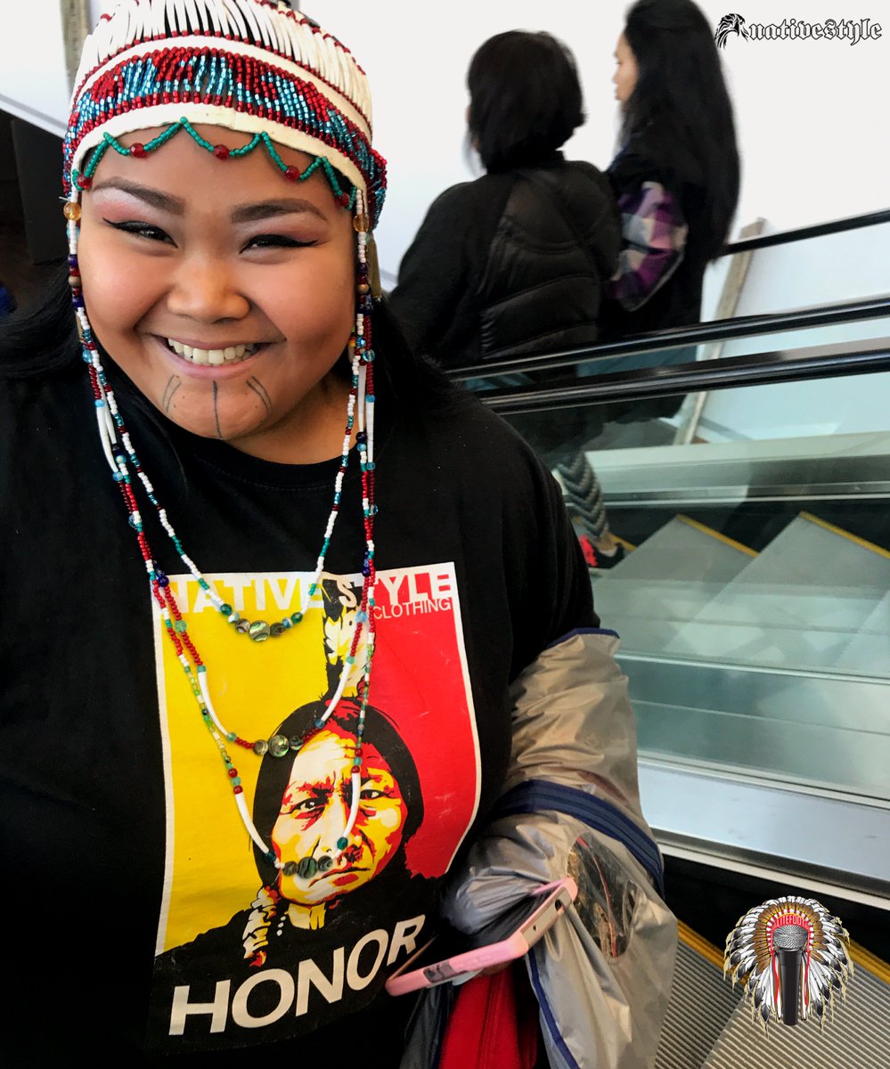nativestyle's tweet photo. Not set up at the #AlaskaFederationOfNatives Conf in #Anchorage #Alaska but 2day saw one of our relatives in a Native Style Clothing tee๐ฅโ๏ธ https://t.co/taKJVOTuVy