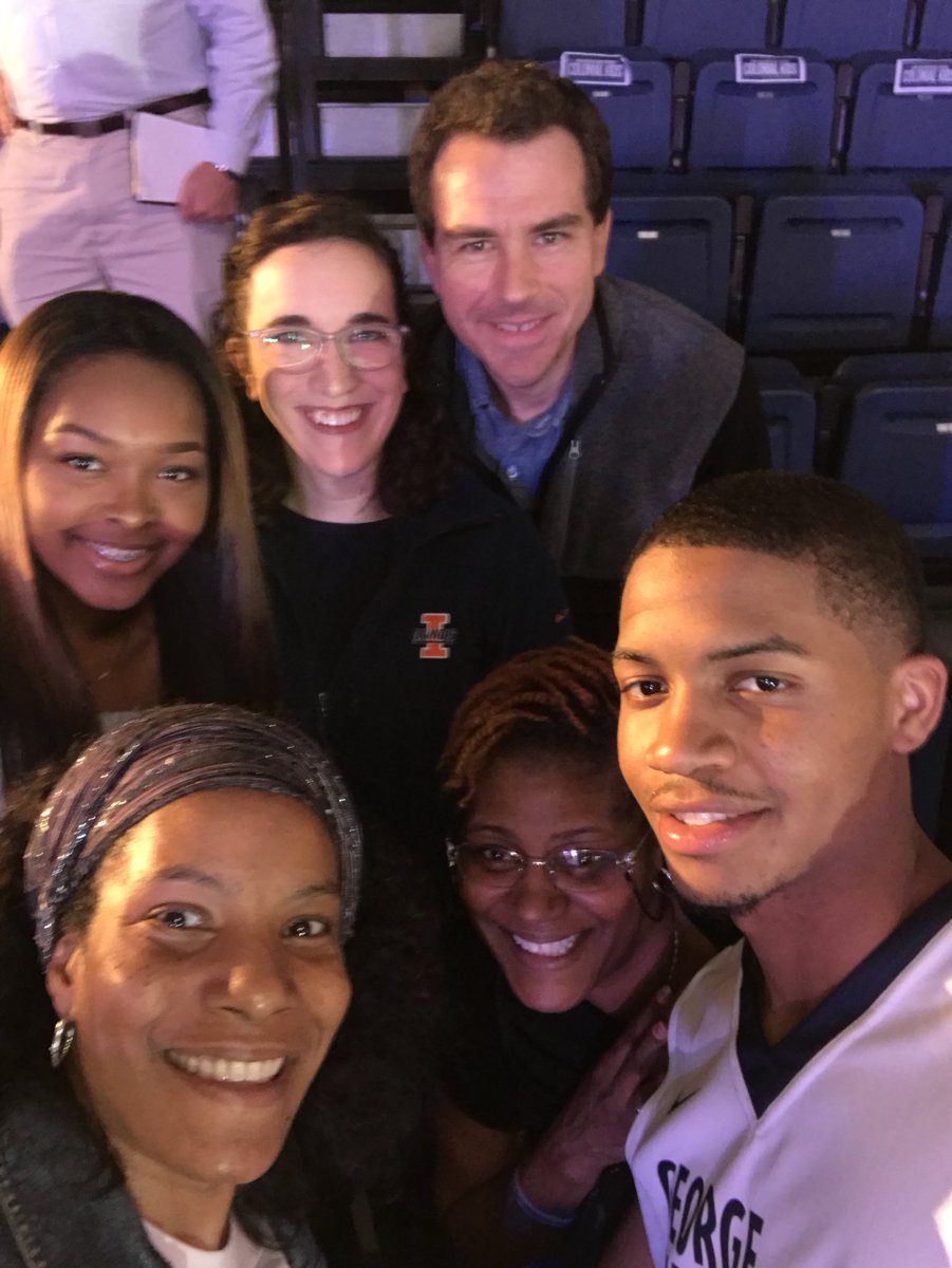 silknsatin40's tweet photo. #ColonialMadness #RaiseHigh https://t.co/UoV1UrxmkL