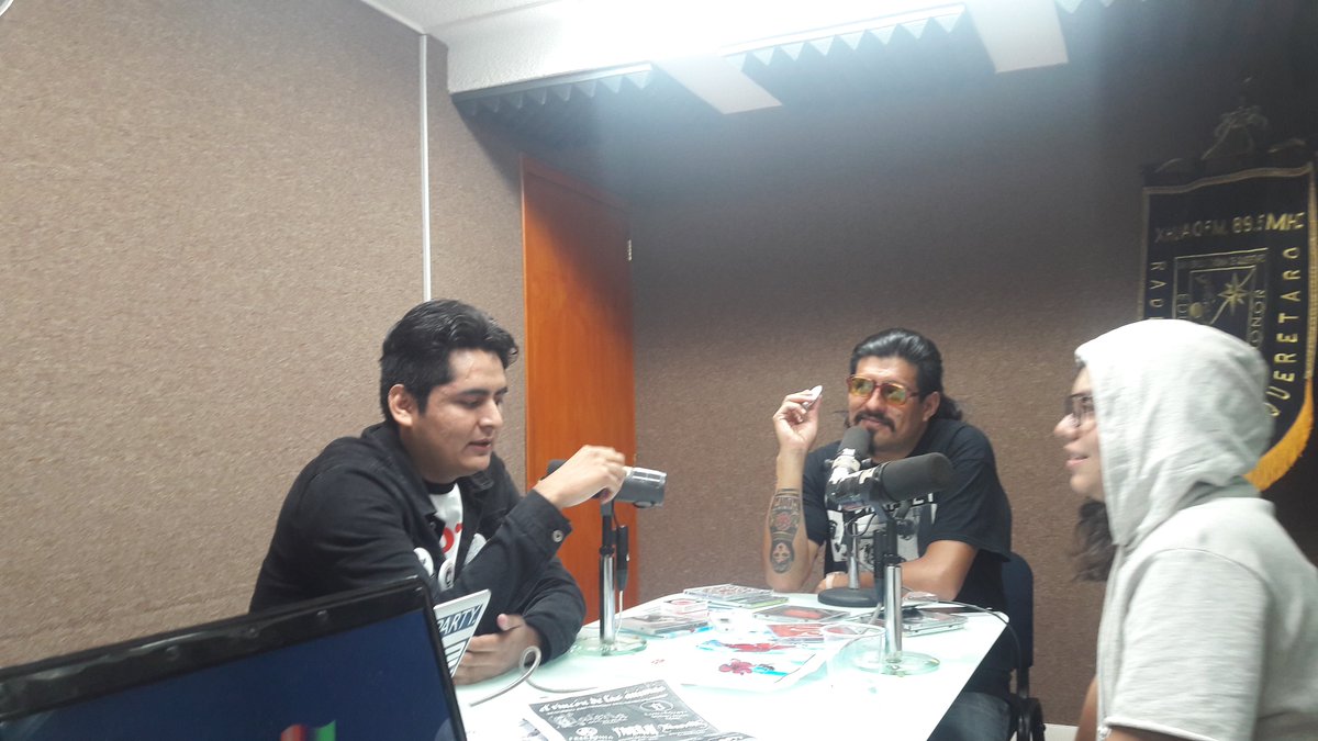 limbomundo's tweet photo. Al aire justo ahora!!! @losllevame nos invitan a su fiesta de máscaras 89.5FM https://t.co/SrifSeNSv5 cortesías: 1921293 https://t.co/MjK0verm1H