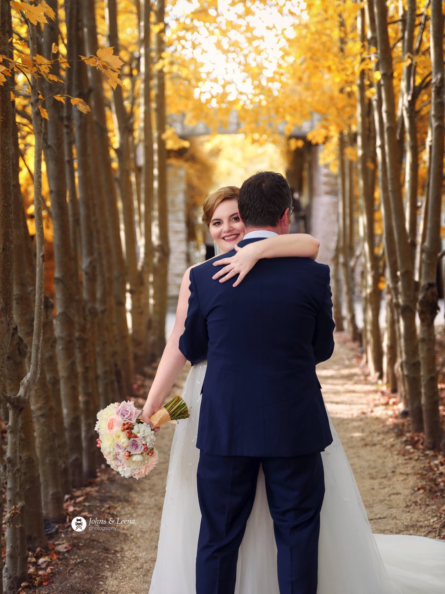 JohnsAndLeena's tweet photo. #fallwedding at @gfsnj #fall #fallcolors #njweddingphotographer #njwedding #weddinginspiration https://t.co/maoGcu8Ew8 https://t.co/DRGaWrqD2Q