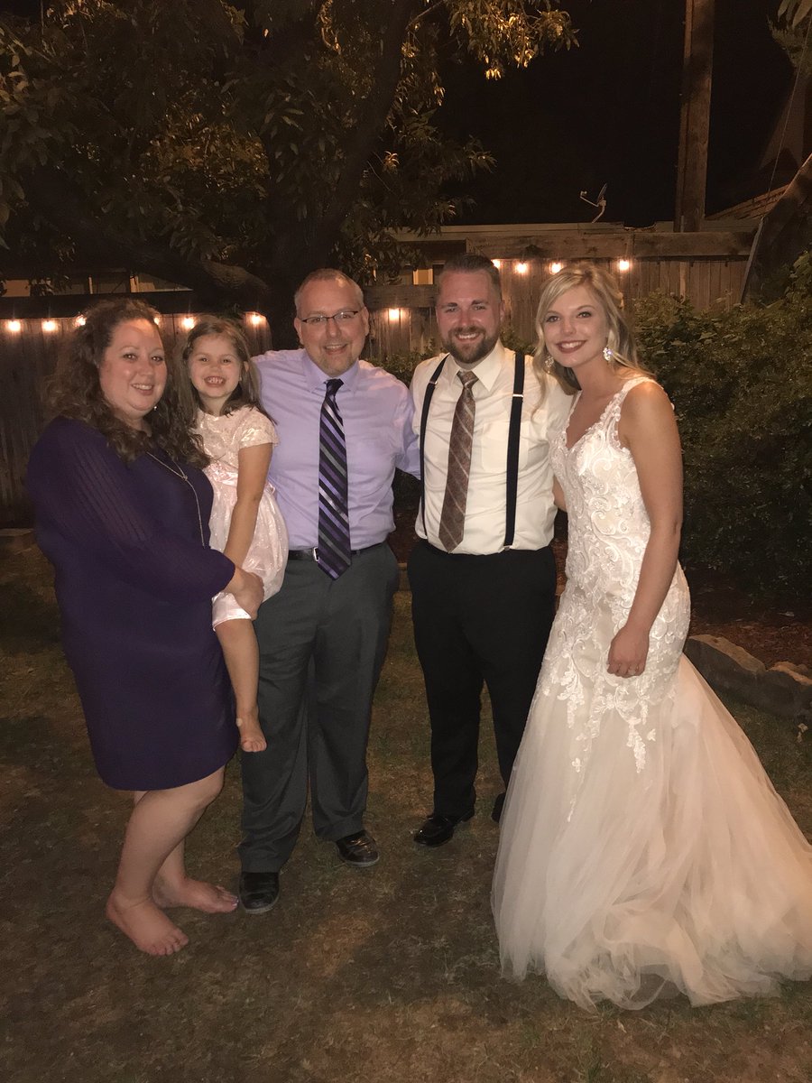 JoeNovotnyHBL's tweet photo. Congratulations Kyle and Christina!!! @KPhillips217 #AwesomeWedding https://t.co/7OpCTrkevK
